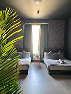 Modern studios Close to Hyde Park