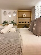 Modern studios Close to Hyde Park