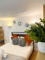 Modern studios Close to Hyde Park