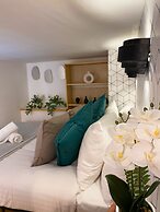 Modern studios Close to Hyde Park