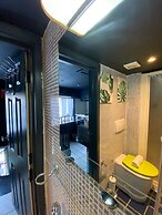 Modern studios Close to Hyde Park