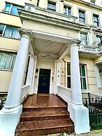 Modern studios Close to Hyde Park