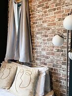 Modern studios Close to Hyde Park