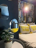 Modern studios Close to Hyde Park