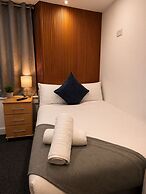 Modern studios Close to Hyde Park