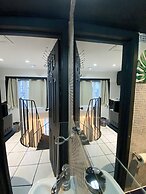 Modern studios Close to Hyde Park