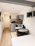 Modern studios Close to Hyde Park