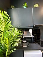 Modern studios Close to Hyde Park