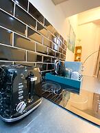 Modern studios Close to Hyde Park