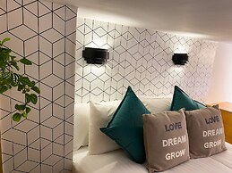 Modern studios Close to Hyde Park