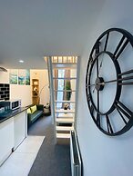 Modern studios Close to Hyde Park