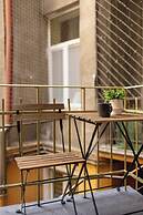 Apartment Near Old Town by Renters