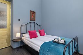 Apartment Near Old Town by Renters