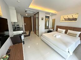 Studio with washer and WiFi in Rawai