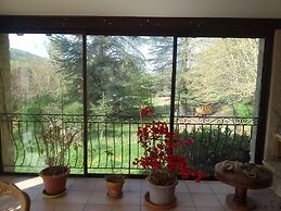 Les Favouilles