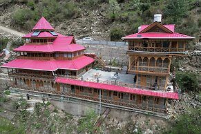 Tirthan Village Resort