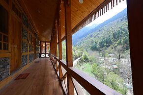 Tirthan Village Resort