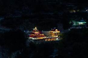 Tirthan Village Resort