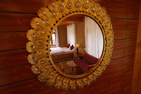 Tirthan Village Resort