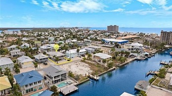 Tan Lines in Fort Myers Beach