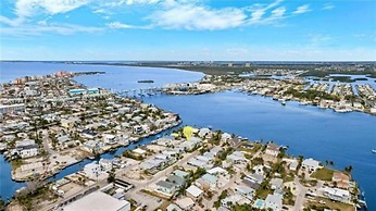 Good Times in Fort Myers Beach