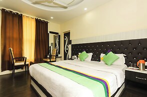 Hotel Naddi Heights