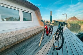 Seehütte Sonnenschilf