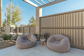 Aura Luxury Suites - Olympiada Cozy Getaways