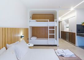 Aura Luxury Suites - Olympiada Cozy Getaways