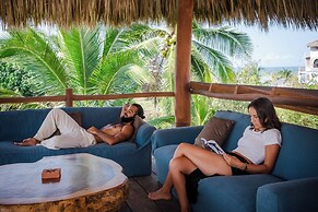 El MURO MAJAHUA RETREAT CENTER