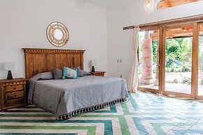 El MURO MAJAHUA RETREAT CENTER