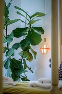 Luxurious & Stylish Kolonaki Haven