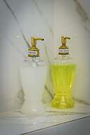 Luxurious & Stylish Kolonaki Haven