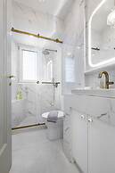 Luxurious & Stylish Kolonaki Haven