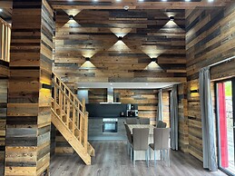 La Ferme de Rochesson Piscine & Jacuzzi