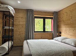 La Ferme de Rochesson Piscine & Jacuzzi