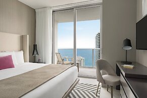 Hyde Beach House by Zelloo