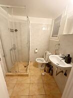 Check Point - Acropolis Retro