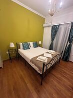 Check Point - Acropolis Retro