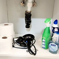 Seaside Sanctuary 4 Walk to Beach Cozy 1 1