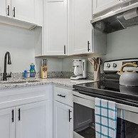 Seaside Sanctuary 10 Nurses Haven Next to Beach