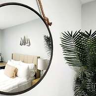 Seaside Sanctuary 10 Nurses Haven Next to Beach