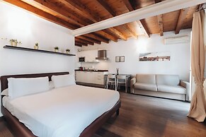 Charming Apartments Brera