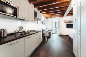Charming Apartments Brera