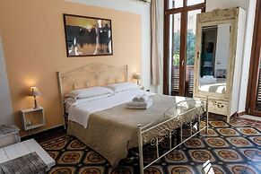 Onlyrooms III - Super Central & Nightlife