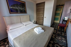 Onlyrooms III - Super Central & Nightlife