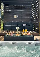 Blueberry Hills on Comleroy