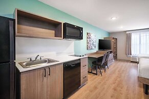 ECHO Suites Extended Stay by Wyndham Dallas Plano/Frisco