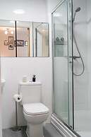 40percent off Monthly /2 Bedroom apt / City Centre