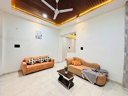 HE Azure 3BHK Bunglow Nr Apollo DB City